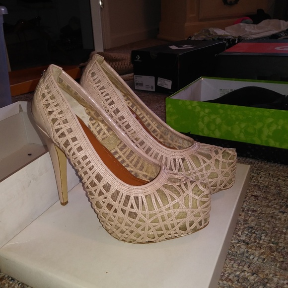 Calvin Klein Sz 8 Platform Shoes Worn 2x - Picture 5 of 5